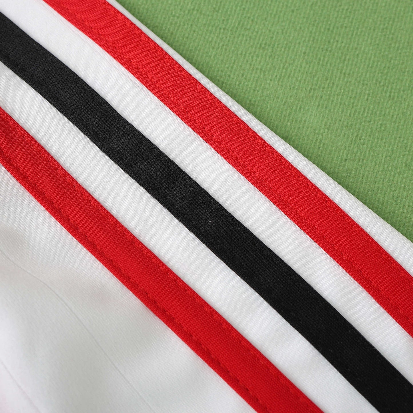 06/07 Season A.C. Milan Away Retro Fan version